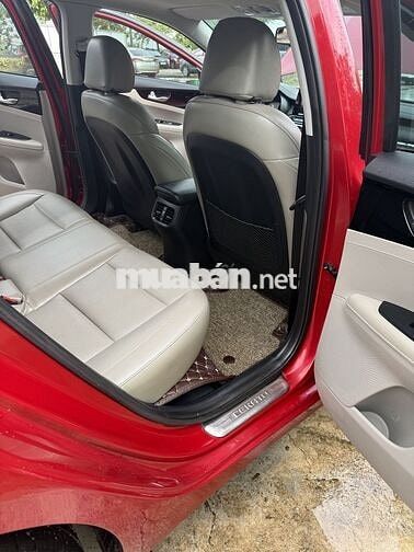 Kia Cerato 1.6 Luxury 2019 Đỏ đô 6 vạn km
