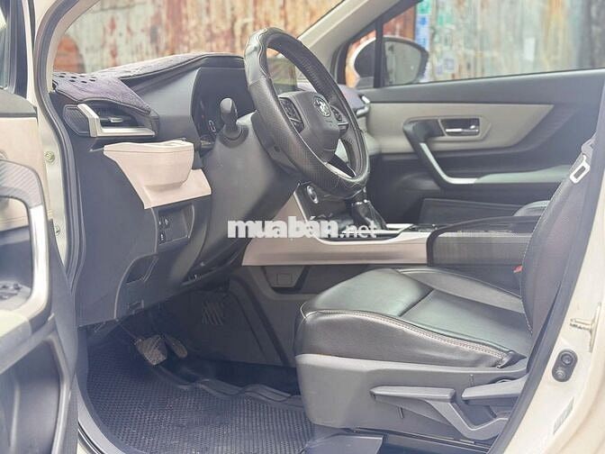 Toyota Veloz CVT 2023 Trắng Tự động