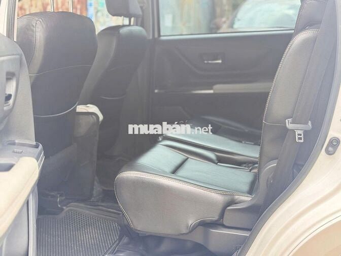 Toyota Veloz CVT 2023 Trắng Tự động