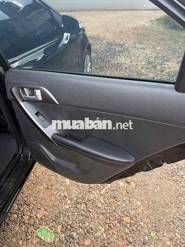 Kia Forte 2010 Bản full cửa nóc Tự động Đen