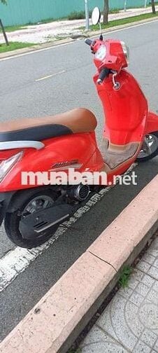 SYM Attila 125 màu Đỏ