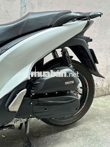 Honda SHVN150 2014 up Ý chính chủ. hỗ trợ góp