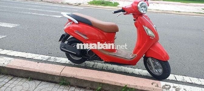 SYM Attila 125 màu Đỏ
