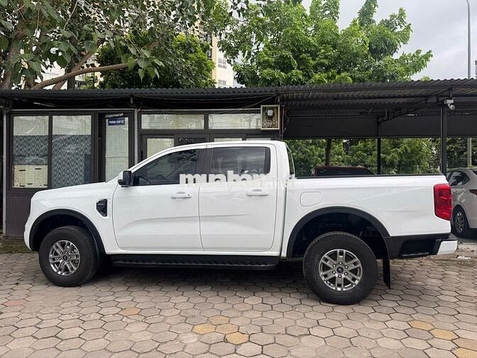 Ford Ranger 2.0 2WD 2023 Trắng 6 vạn km