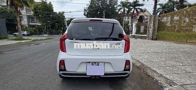 Kia Morning Luxury 2022 Số tự động Trắng