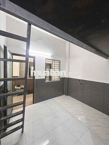 Cho Thuê Phòng Gác Giá Rẻ Nội Thất Gần Đại Học Công Thương - Tân Phú