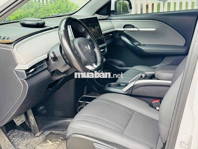 VinFast VF6 Eco 2024 Trắng 130000 km