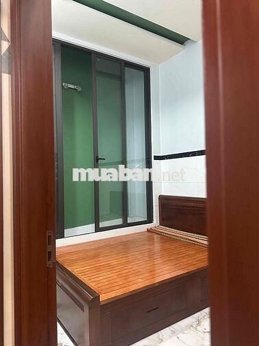 Bán nhà CHÍNH CHỦ kiệt ô tô cực kỳ đẹp, Đường Nguyễn Phước Nguyên