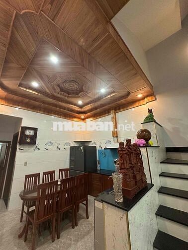 Bán nhà CHÍNH CHỦ kiệt ô tô cực kỳ đẹp, Đường Nguyễn Phước Nguyên