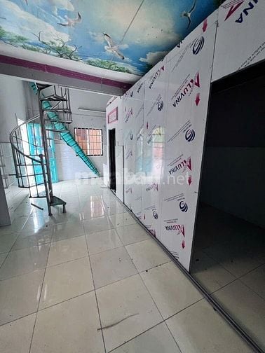 (BAO ĐIỆN NƯỚC) NHÀ MẶT TIỀN CHÒM SAO, CHỈ ĐỂ Ở, 3 PHÒNG, - GIÁ 3 TR