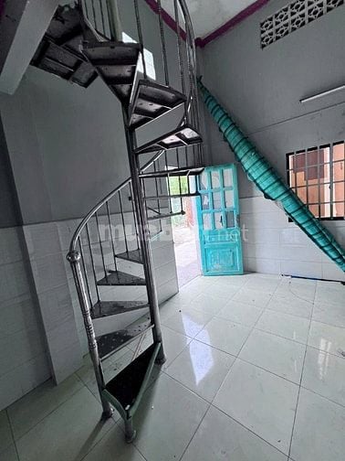 (BAO ĐIỆN NƯỚC) NHÀ MẶT TIỀN CHÒM SAO, CHỈ ĐỂ Ở, 3 PHÒNG, - GIÁ 3 TR