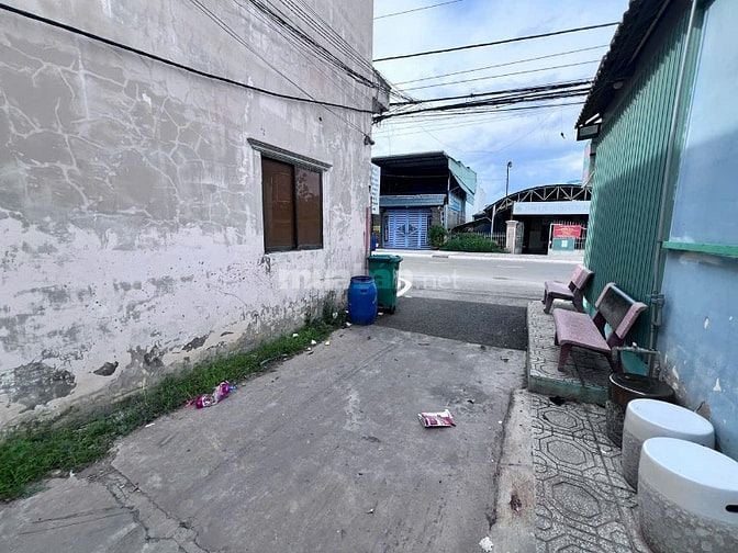 (BAO ĐIỆN NƯỚC) NHÀ MẶT TIỀN CHÒM SAO, CHỈ ĐỂ Ở, 3 PHÒNG, - GIÁ 3 TR