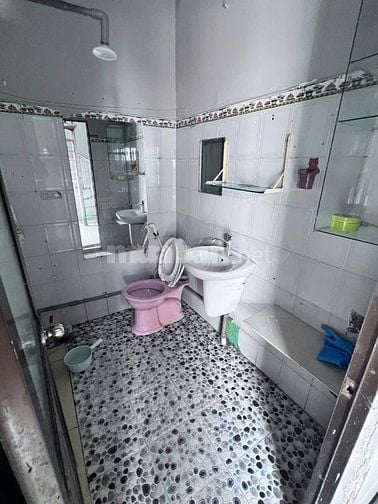 (BAO ĐIỆN NƯỚC) NHÀ MẶT TIỀN CHÒM SAO, CHỈ ĐỂ Ở, 3 PHÒNG, - GIÁ 3 TR