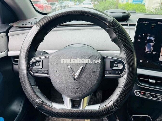 VinFast VF6 Eco 2024 Trắng 130000 km