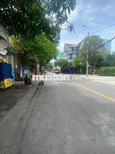 Vị trí chiến lược – sát biển Nguyễn Tất Thành, sinh lợi bền vững.