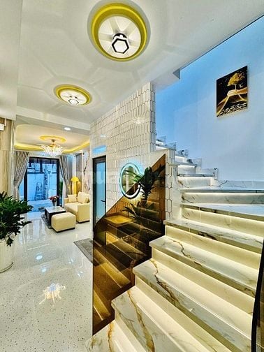 CHÍNH CHỦ BÁN SIÊU PHẨM NHÀ HẺM XE HƠI ĐẾN CỬA NGAY CÔNG VIÊN GIA ĐỊNH