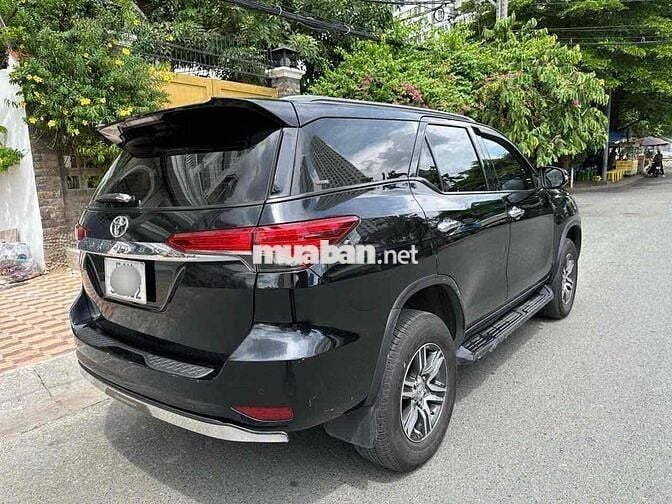 Toyota Fortuner 2021 2.4L số tự động bản full Đen
