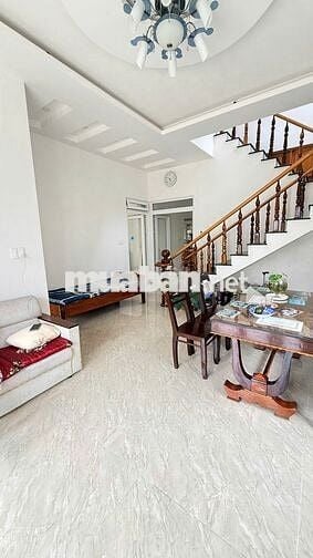 Bán Villa sân vườn tại Đà Lạt - Chính chủ (Có thương lượng)