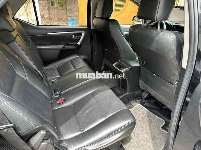 Toyota Fortuner 2021 2.4L số tự động bản full Đen