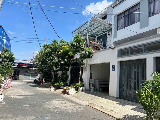 Bán biệt thự đường nhựa Khu Dân Cư Lê thành, An lạc, quận bình Tân 