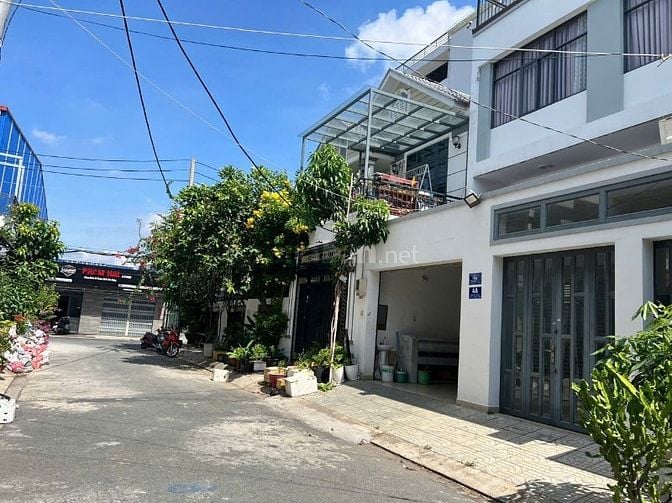 Bán biệt thự đường nhựa Khu Dân Cư Lê thành, An lạc, quận bình Tân 