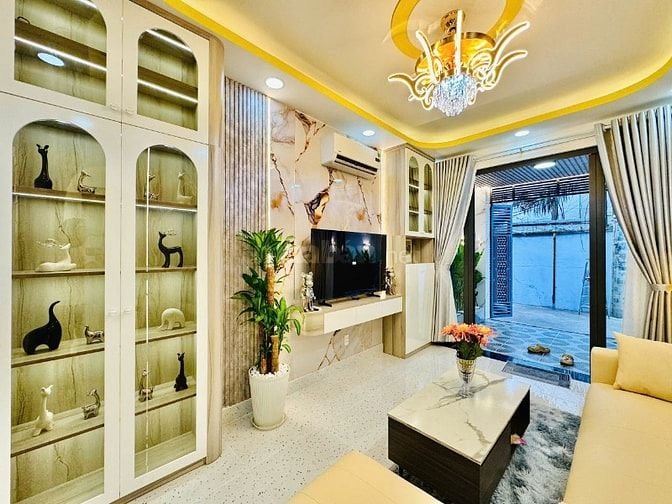 CHÍNH CHỦ BÁN SIÊU PHẨM NHÀ HẺM XE HƠI ĐẾN CỬA NGAY CÔNG VIÊN GIA ĐỊNH