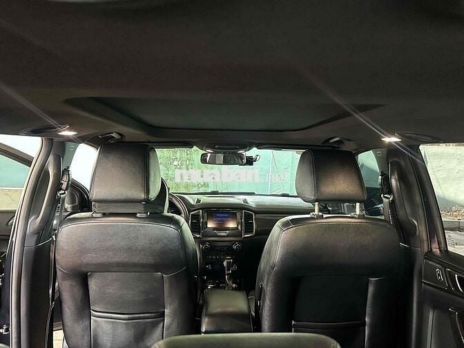 Ford Everest Titanium 2 cầu 2020 Máy dầu 7 chỗ