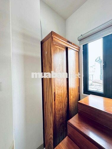 Cho Thuê Phòng dạng duplex ở Cách Mạng tháng tám quận 3