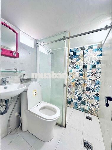 Cho Thuê Phòng dạng duplex ở Cách Mạng tháng tám quận 3