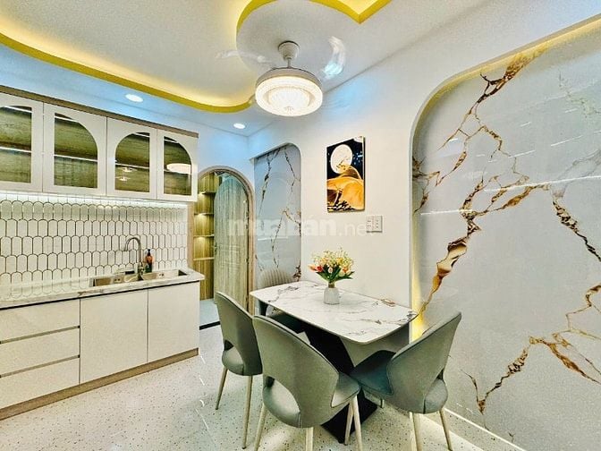 CHÍNH CHỦ BÁN SIÊU PHẨM NHÀ HẺM XE HƠI ĐẾN CỬA NGAY CÔNG VIÊN GIA ĐỊNH