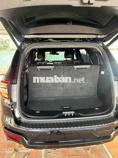 Ford Everest Titanium 2 cầu 2020 Máy dầu 7 chỗ