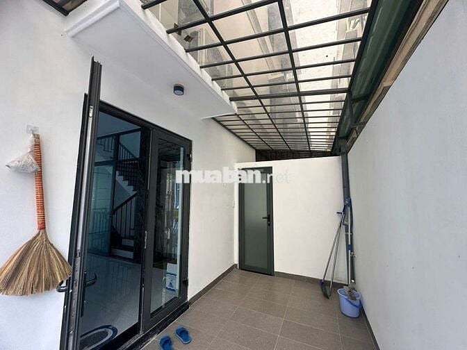 căn góc 2 MT thoáng đẹp Vạn Phúc city giá chỉ 43tr/tháng