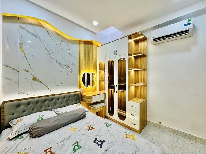 CHÍNH CHỦ BÁN SIÊU PHẨM NHÀ HẺM XE HƠI ĐẾN CỬA NGAY CÔNG VIÊN GIA ĐỊNH