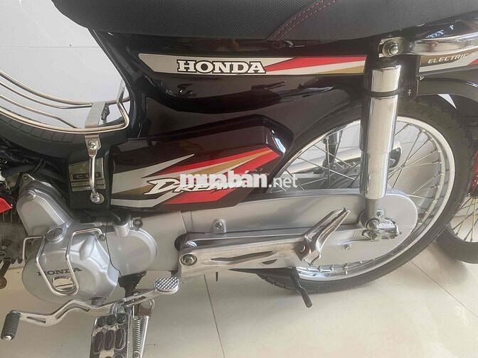 Honda Dream Boss Nâu Đã sử dụng