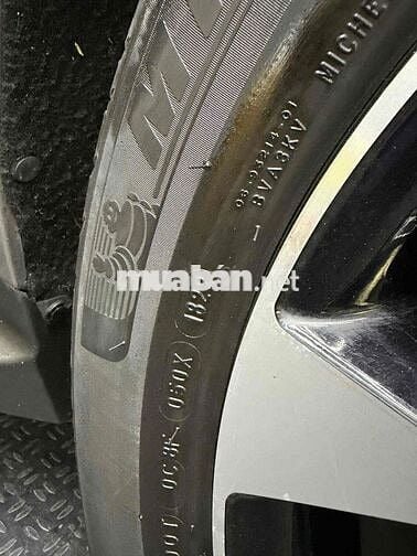 Kia Carnival Signature 2.2 Dầu Xám sx 2022