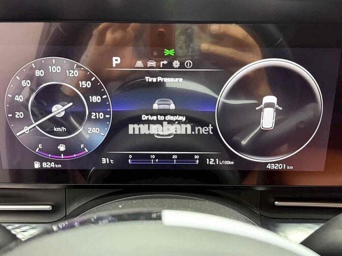 Kia Carnival Signature 2.2 Dầu Xám sx 2022