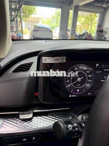 Kia Carnival Signature 2.2 Dầu Xám sx 2022