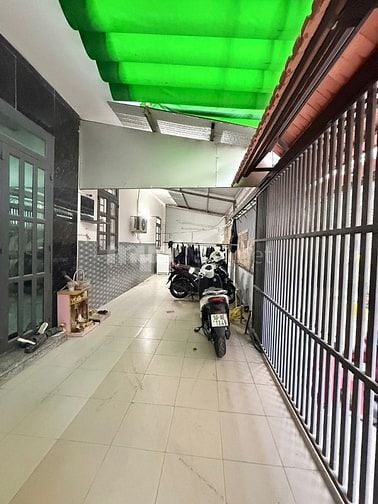 Chủ định cư - Bán Gấp - 125m2 - 5PN - Tỉnh Lộ 10 - gần Q6