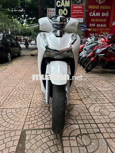 Honda SH 150i 2022 Trắng 9100 km xe phố