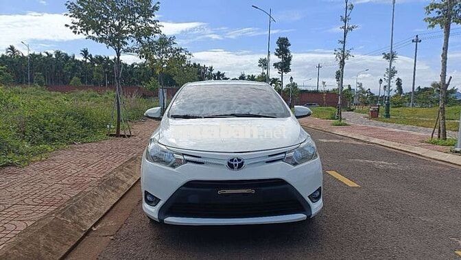 Toyota Vios 2018 Trắng Xăng