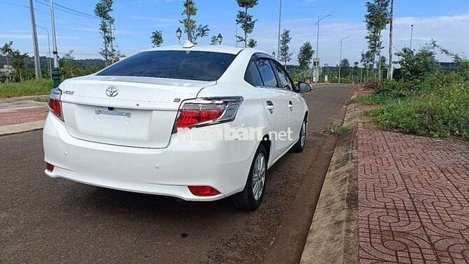 Toyota Vios 2018 Trắng Xăng