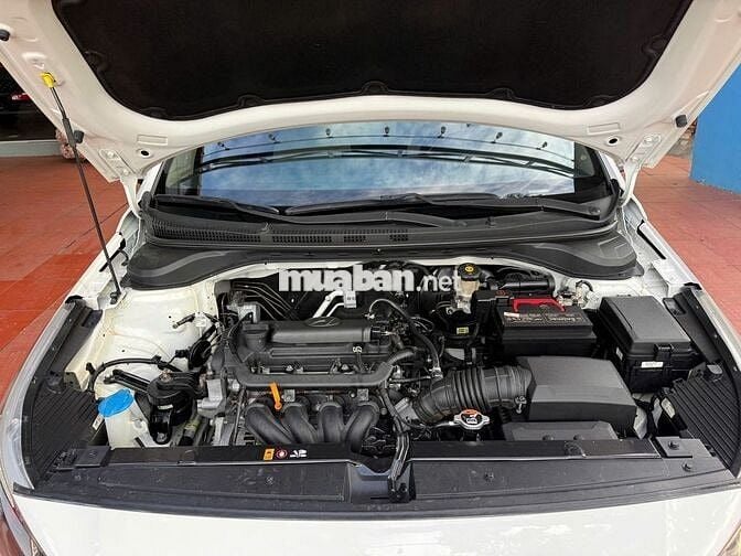 Hyundai Accent 2022 Tự động 70000 km Trắng