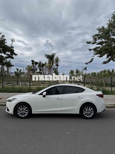 Mazda Mazda 3 2017 Trắng 1.5L Tự động 6 cấp