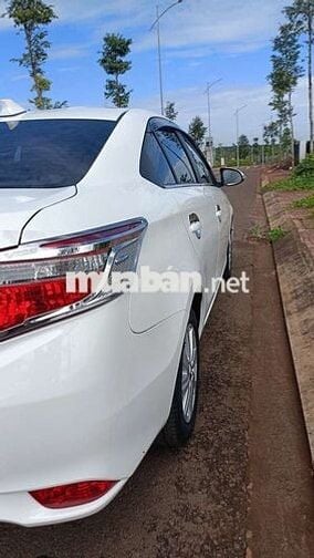 Toyota Vios 2018 Trắng Xăng