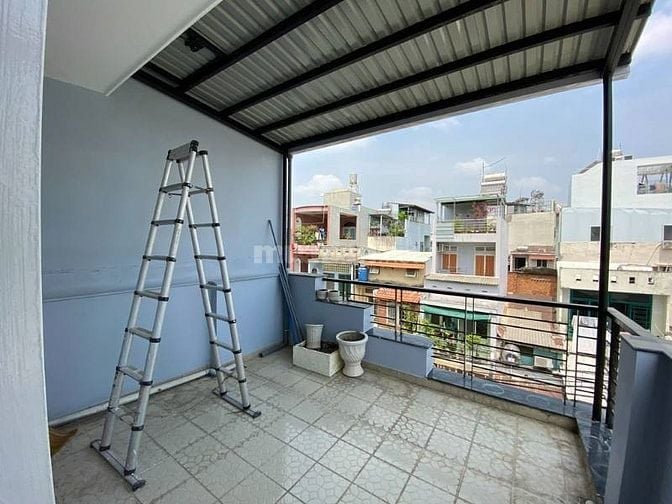 Cho thuê hoặc bán nhà mặt tiền thụt Nguyễn Thượng Hiền, Q.Bình Thạnh..