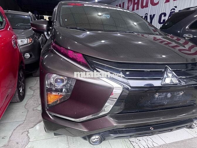 Mitsubishi Xpander 7 chỗ số sàn máy xăng Nâu
