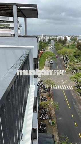 Căn hộ studio mới xây dựng ngay cổng trường Đại Học FPT