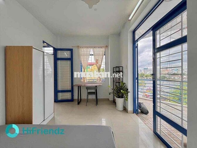 Phòng ban công 30m2 ngay mặt tiền Trần Xuân Soạn, gần cầu Kênh Tẻ,TDTU