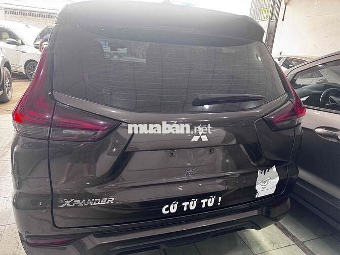 Mitsubishi Xpander 7 chỗ số sàn máy xăng Nâu