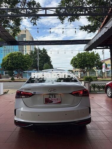 Hyundai Accent 2022 Tự động 70000 km Trắng